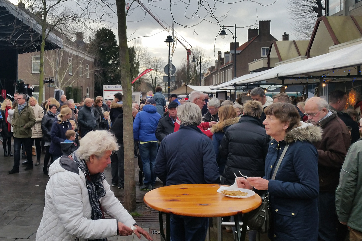 INSCHRIJVEN VOOR DE KERSTMARKT IN BEMMEL 2017... Omroep Lingewaard