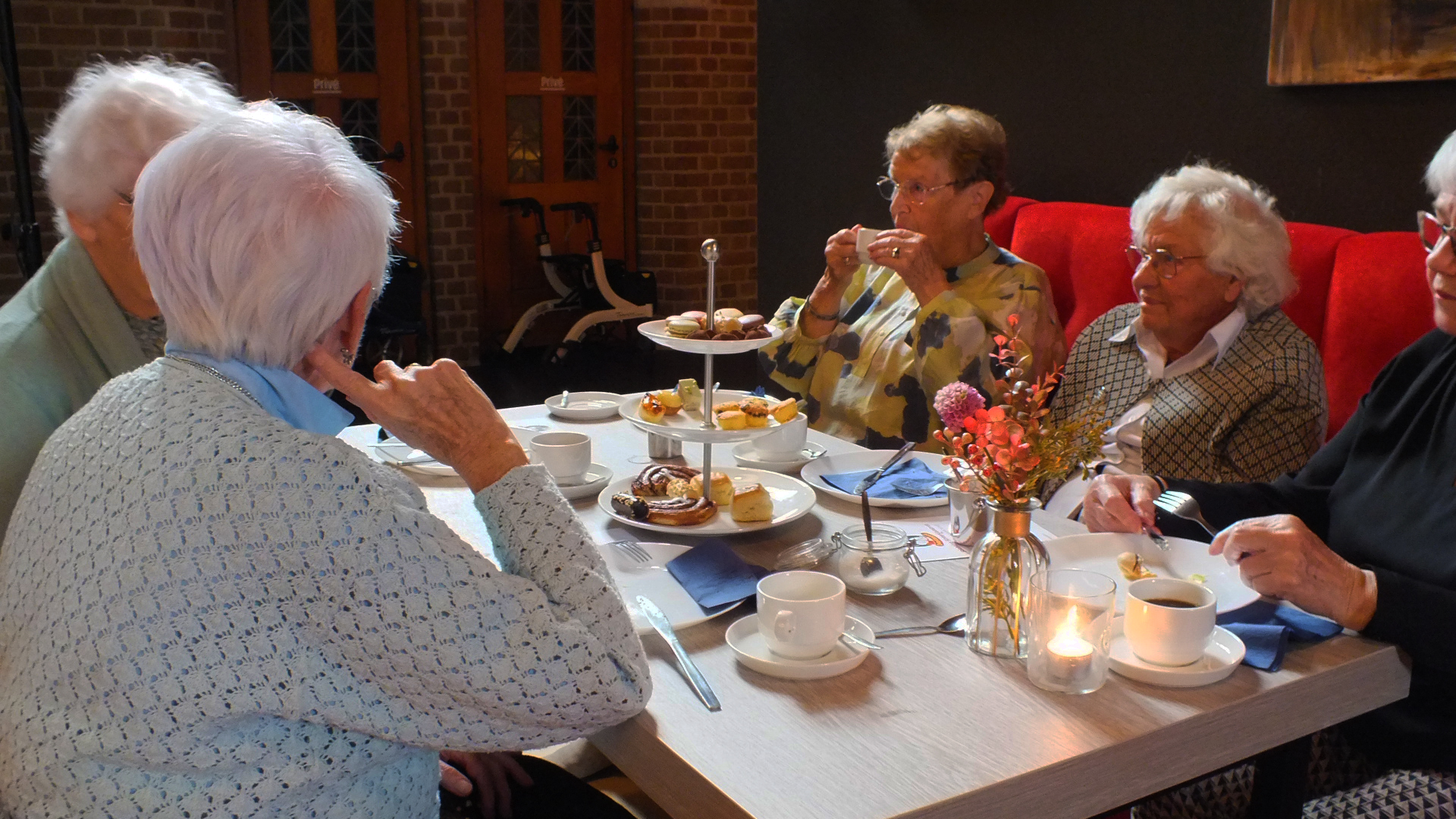 Derde editie van Rotaryclub high tea groot succes…