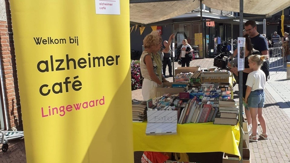 Boekenverkoop voor Alzheimer Café Lingewaard…