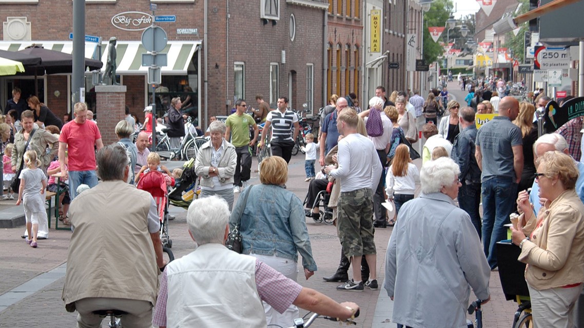 Eerste Pasar Malam in centrum Huissen…