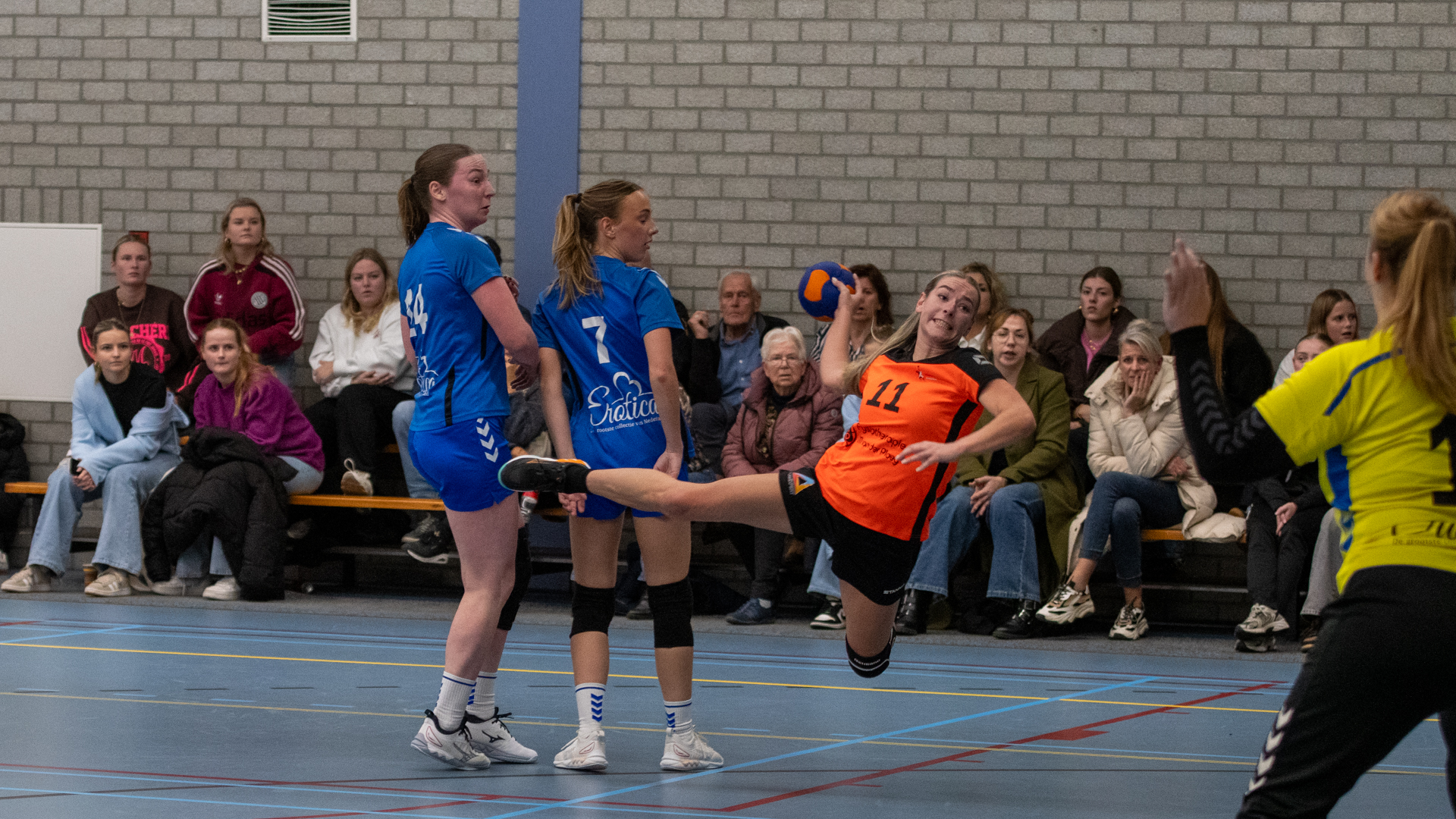 Huissen verslaat koploper Angeren