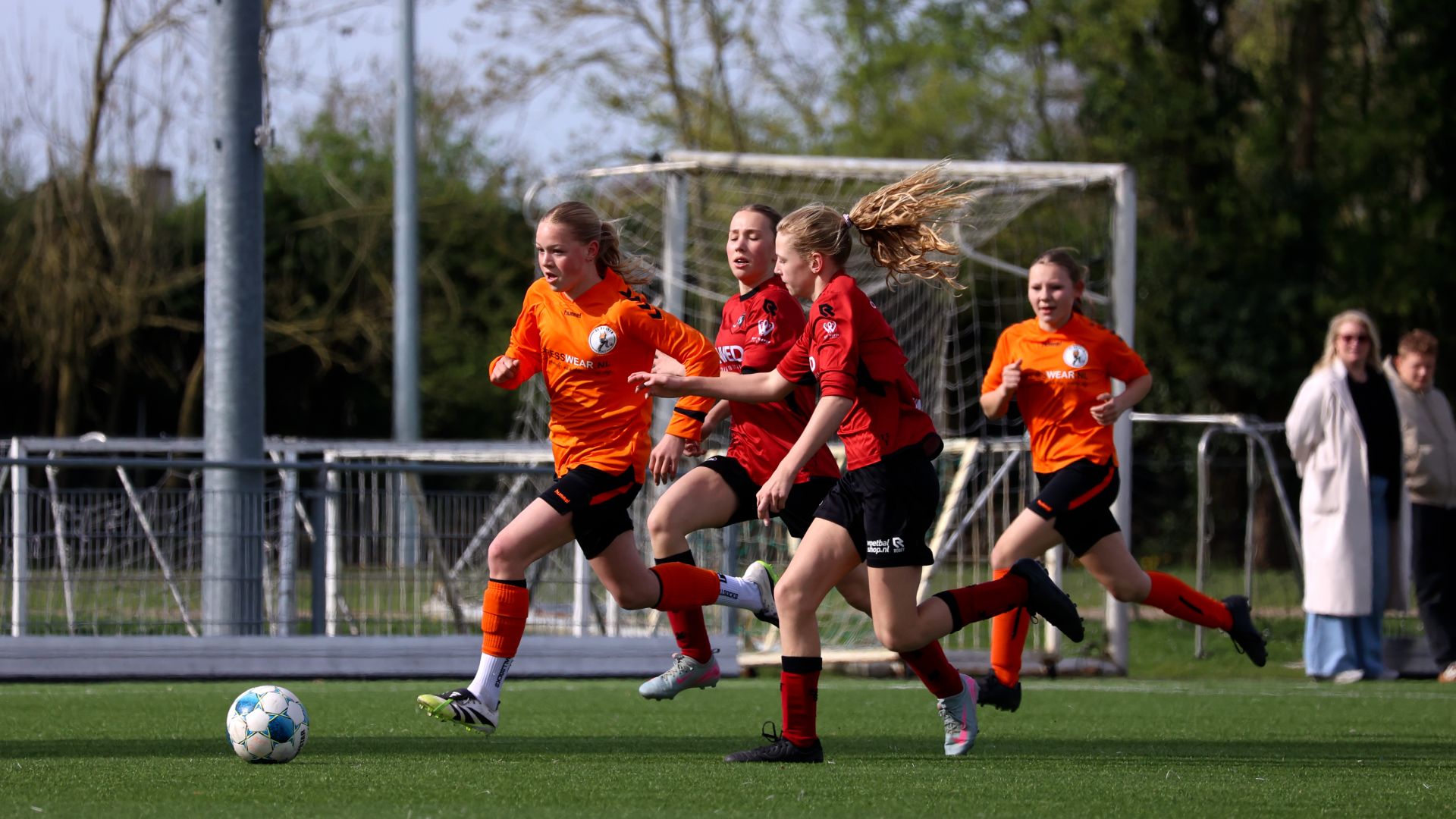 De Bataven MO13 wint derby van SC Bemmel.