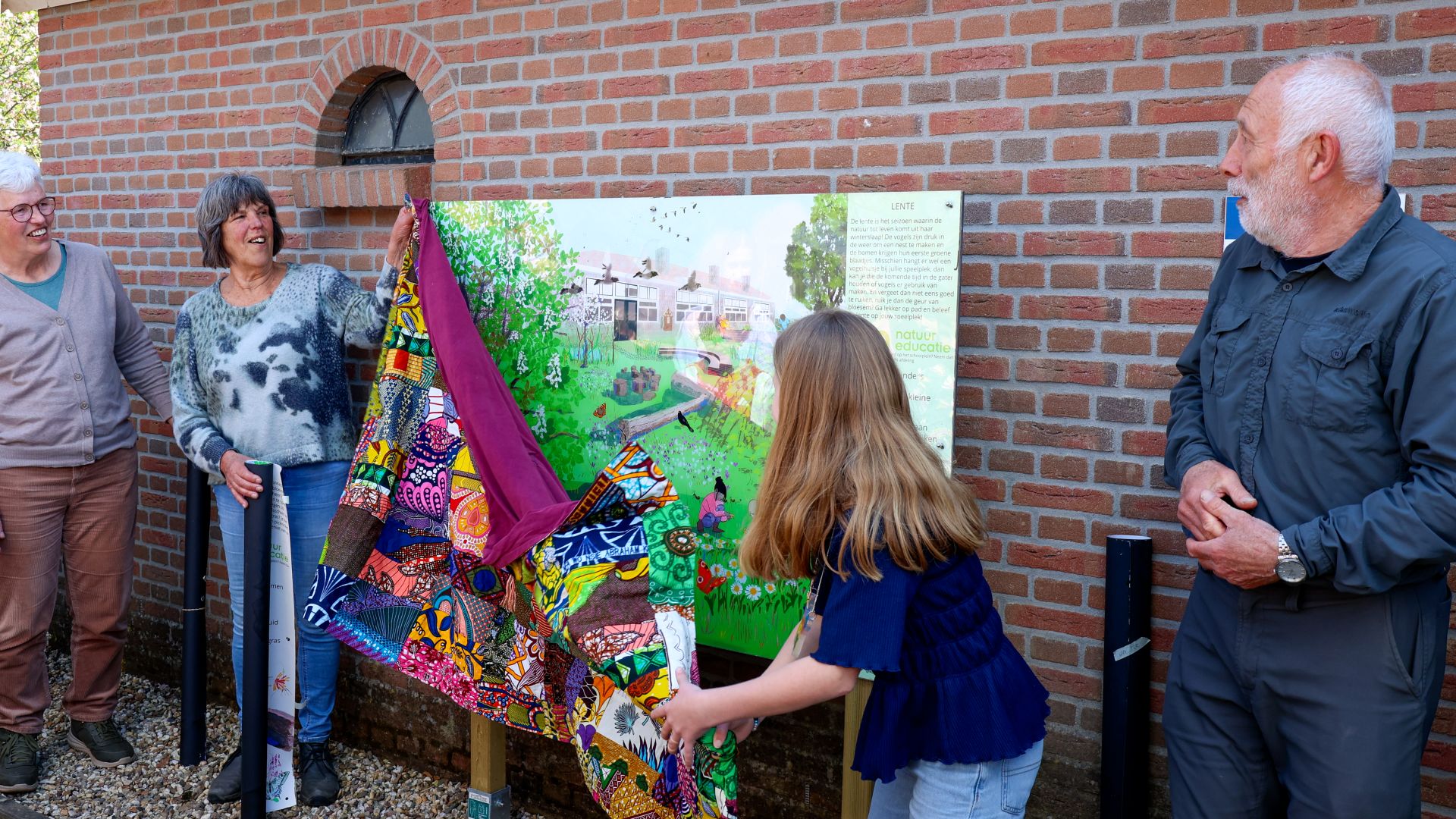 Feestelijke opening seizoensbord en voedselboswei