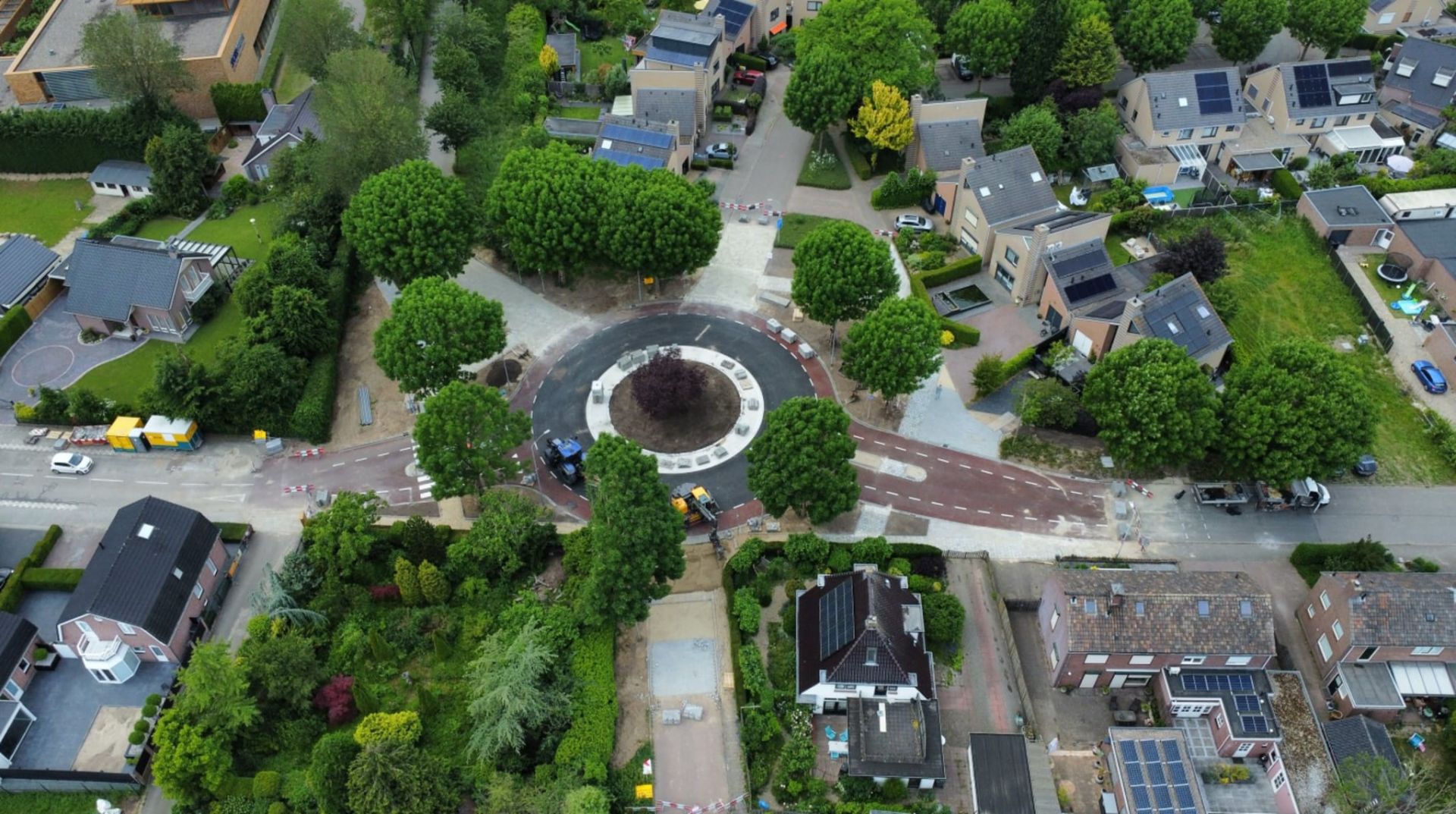 Rotonde Muntstraat definitief geopend