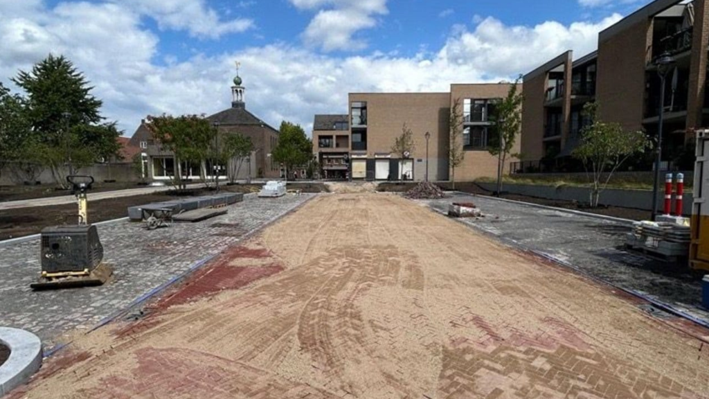 Raadhuisplein tóch tijdelijk geopend tijdens Huissense Dag