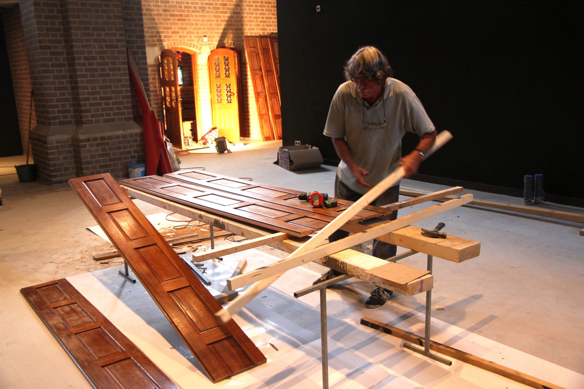 Van kerkbank naar theaterstoel: hoe de Donatuskerk in Bemmel een nieuw leven als Theaterkerk kreeg.