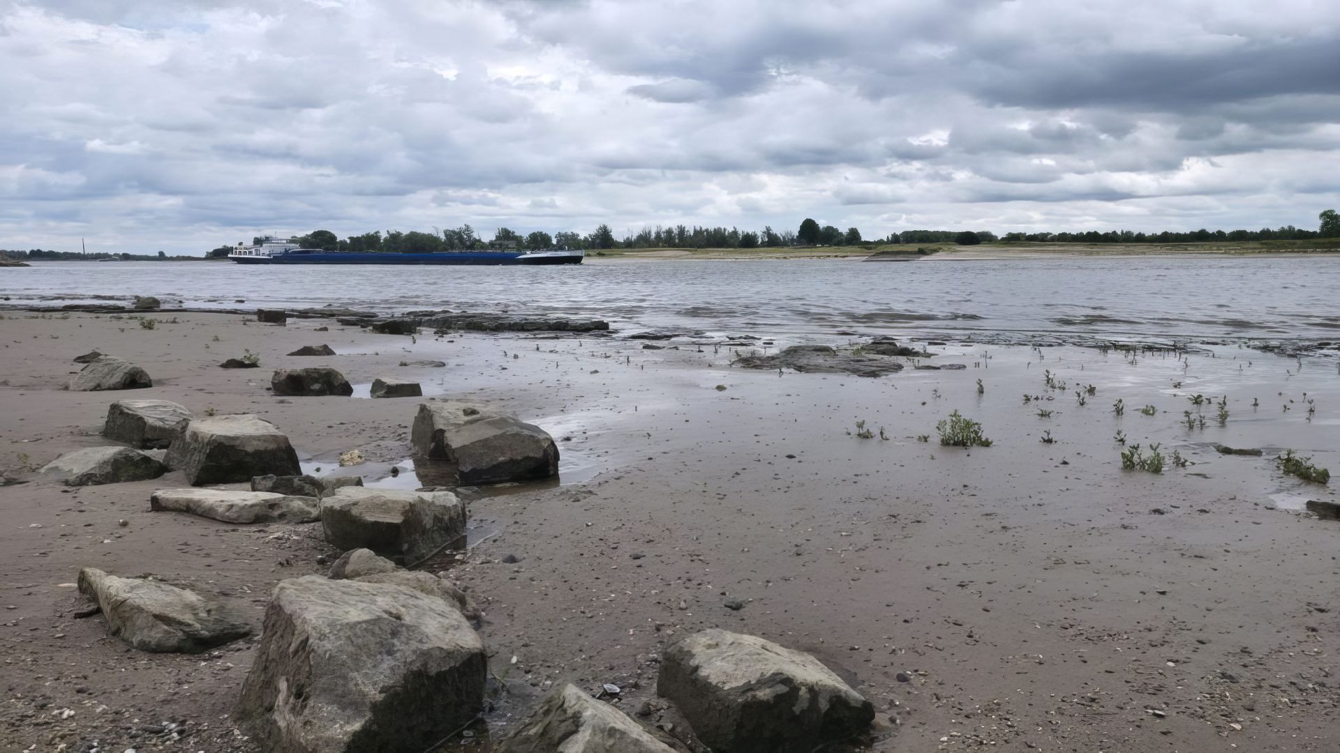 20 september: Excursie stenen zoeken langs de Waal